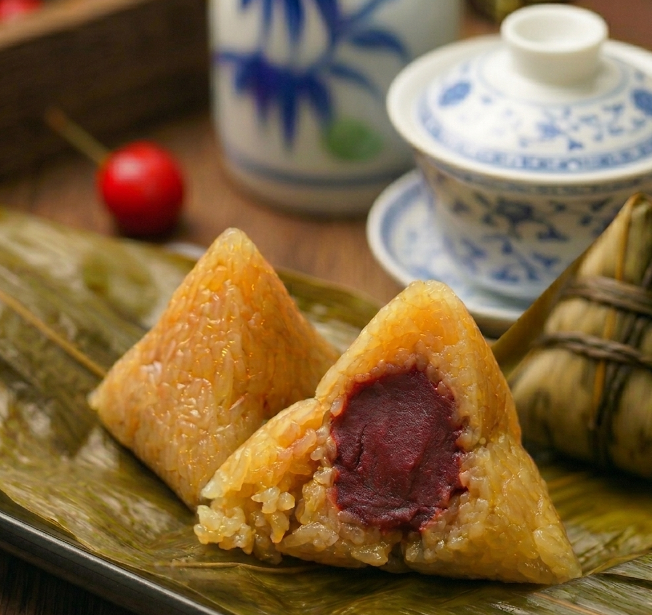 Kee Zhang with Red Bean (1pc) - 90g [Bento] Nury Dian Xin Delight Pte Ltd